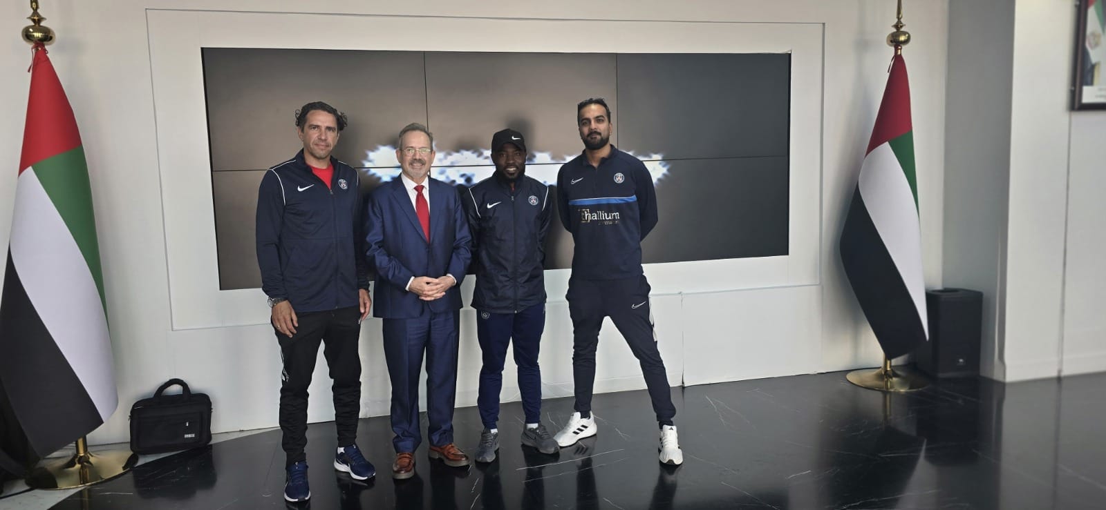 Maestro management team with Dubai representatives
